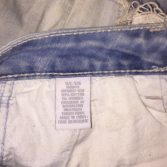 Crochet-Front Denim Shorts - Picture 4 of 5